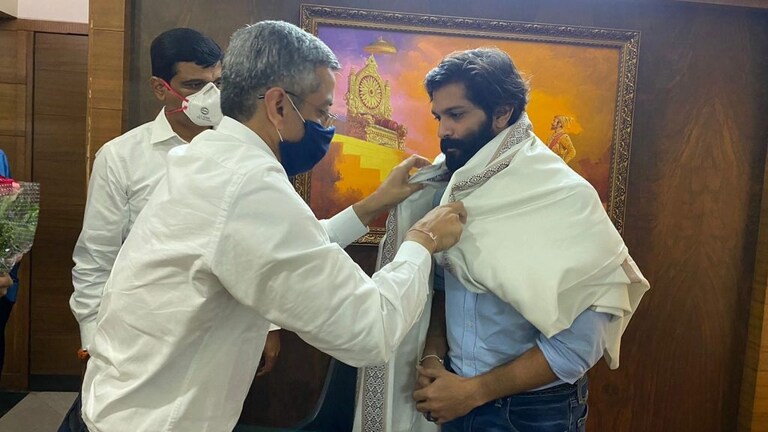 मनसे नेते अमित राज ठाकरे लोकलने जाणार डोंबिवलीत; दोन दिवस कल्याण-डोंबिवलीत Mumbai Tak