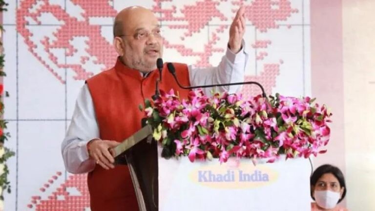 गोवा: ‘फक्त मोदी सरकारच लोकांना सुरक्षा, सन्मान देऊ शकतं’, अमित शाहांचा विरोधकांवर हल्लाबोल Mumbai Tak
