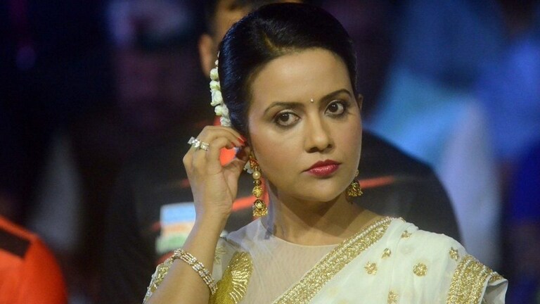 माजी गृहमंत्री अनिल देशमुख हनीमूनला गेले का? अमृता फडणवीसांचा खोचक प्रश्न Mumbai Tak
