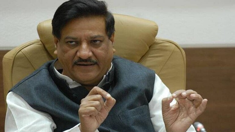 काँग्रेसच्या सात आमदारांनी विधान परिषद निवडणुकीत पैसे घेऊन भाजपला क्रॉस व्होटिंग केलं, पृथ्वीबाबांचा गौप्यस्फोट Mumbai Tak