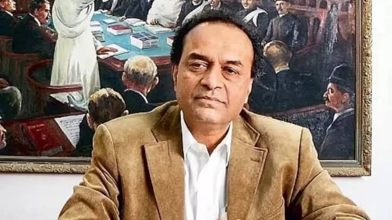 मुकुल रोहतगी होणार भारताचे नवे अॅटर्नी जनरल; प्रत्येक सुनावणीला किती घेतात फी? Mumbai Tak