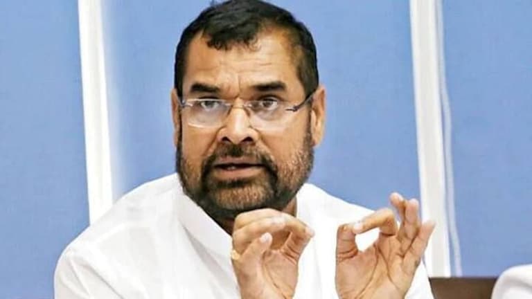 Vidhan Parishad – भाजप पुरस्कृत अपक्ष सदाभाऊ खोत यांची शेवटल्या क्षणी माघार Mumbai Tak
