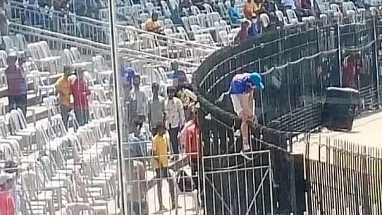 Ind vs Eng : चेन्नईत फॅन्सकडून बायो बबल मोडण्याचा प्रयत्न Mumbai Tak