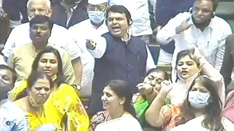 विधानसभेत वादळी चर्चा, एका क्लिकवर दिवसभराचा घटनाक्रम जसा घडला तसा Mumbai Tak