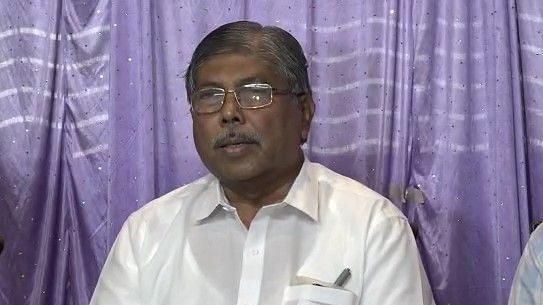 देशमुख-मलिकांवर कारवाई झाली पवार दिल्लीत गेले नाहीत,राऊतांवर एवढं प्रेम का?- चंद्रकांत पाटील Mumbai Tak