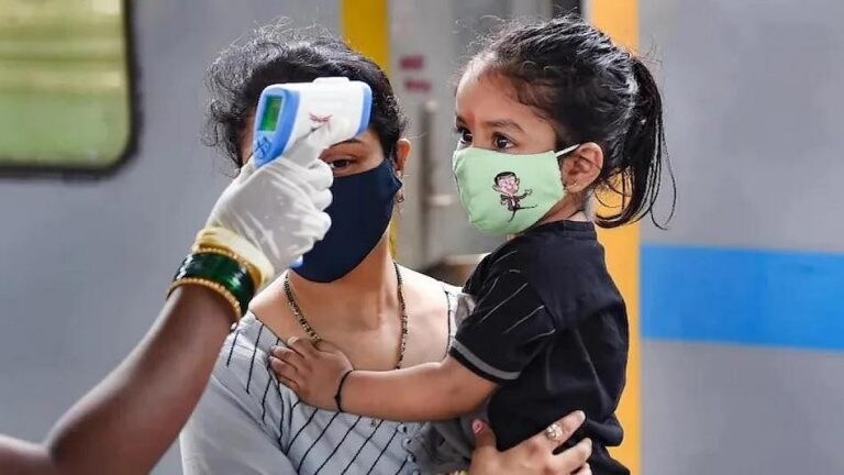 Vaccination for Children: कोरोनाची तिसरी लाट आणि मुलांसाठी लस… जाणून घ्या याविषयी Mumbai Tak