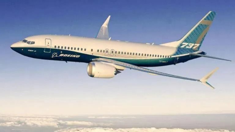 चीनमध्ये मोठी दुर्घटना! १३३ प्रवाशांना घेऊन जाणार बोईंग 737 विमान कोसळलं Mumbai Tak
