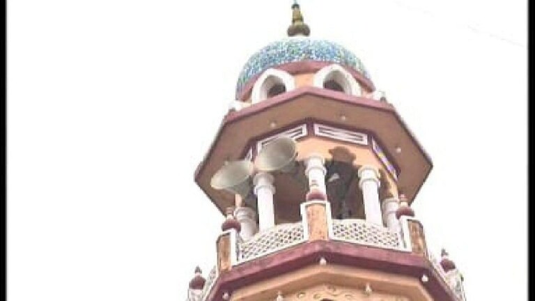 महापुराचा फटका बसलेल्या चिपळूणमध्ये मशिदींवरचे भोंगे वाजणारच! ‘हे’ आहे कारण Mumbai Tak