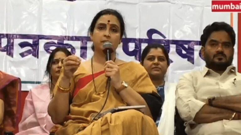 बलात्काऱ्याला वाचवण्यासाठी ठाकरे सरकारचं हम साथ-साथ है: चित्रा वाघ Mumbai Tak