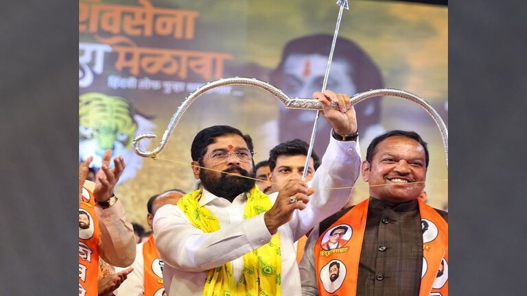 दसरा मेळाव्यानंतर आता धनुष्यबाणाची लढाई! एकनाथ शिंदेंचं निवडणूक आयोगाला पत्र Mumbai Tak