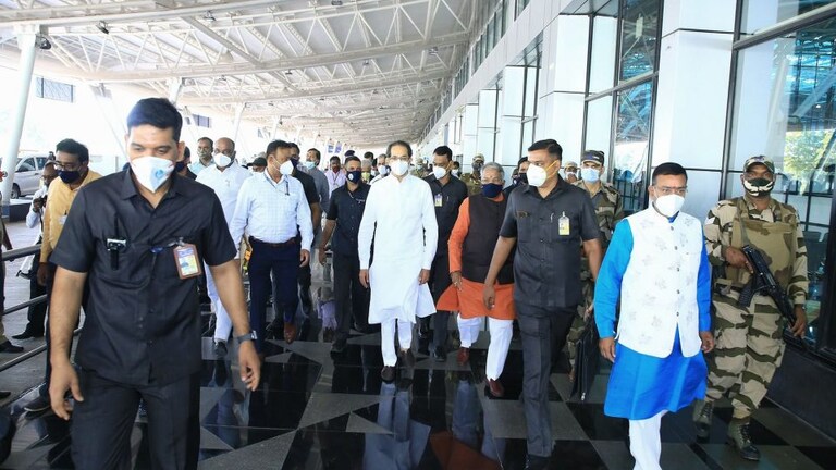 मुख्यमंत्री उद्धव ठाकरे औरंगाबादेत दाखल; उच्च न्यायालयाच्या इमारतीचं करणार उद्घाटन Mumbai Tak