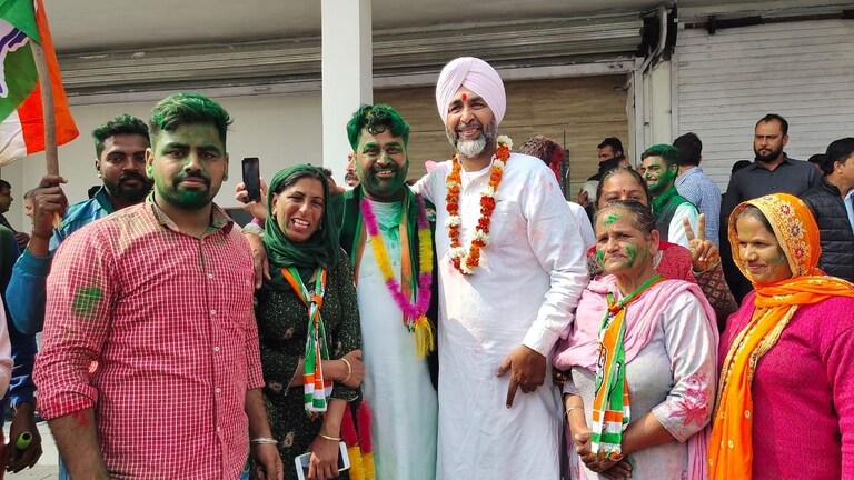 शेतकरी आंदोलनाचा भाजपला जोरदार झटका, पंजाबमध्ये काँग्रेसचे जय हो Mumbai Tak