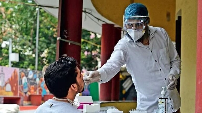 राज्यात २४ तासात ७ हजार ८०० पेक्षा जास्त Corona रुग्ण पॉझिटिव्ह Mumbai Tak