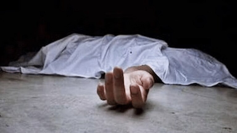 Mumbai Crime : रिटायर्ड DCP ने मागितला २५ लाखांचा हुंडा; मल्टिनॅशनल कंपनीत काम करणाऱ्या मुलीची आत्महत्या Mumbai Tak