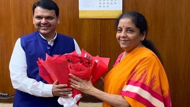 Maharashtra Flood: पूरग्रस्तांना विम्याचे पैसे लवकर मिळावेत! फडणवीसांची केंद्रीय अर्थमंत्र्यांकडे मागणी Mumbai Tak