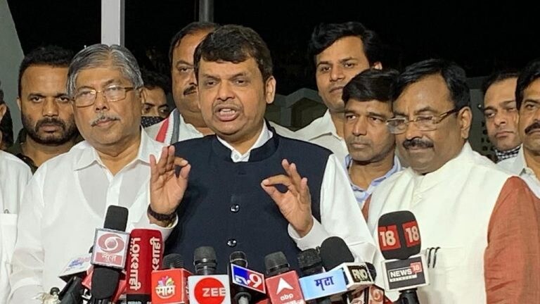 जानेवारी महिन्यापासून विद्यापीठ विधेयकाला विरोध करत भाजपचं राज्यभर आंदोलन, देवेंद्र फडणवीस यांची घोषणा Mumbai Tak