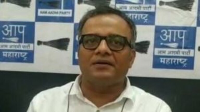 डोंबाऱ्याच्या खेळात आम्हाला रस नाही, ही तर नळावरची भांडणं: शिवसेना-भाजपला ‘आप’ने फटकारलं Mumbai Tak