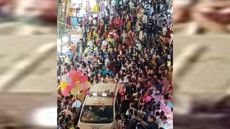 दिवाळीच्या खरेदीसाठी डोंबिवलीकरांची झुंबड, कोरोनाचे नियम पायदळी Mumbai Tak