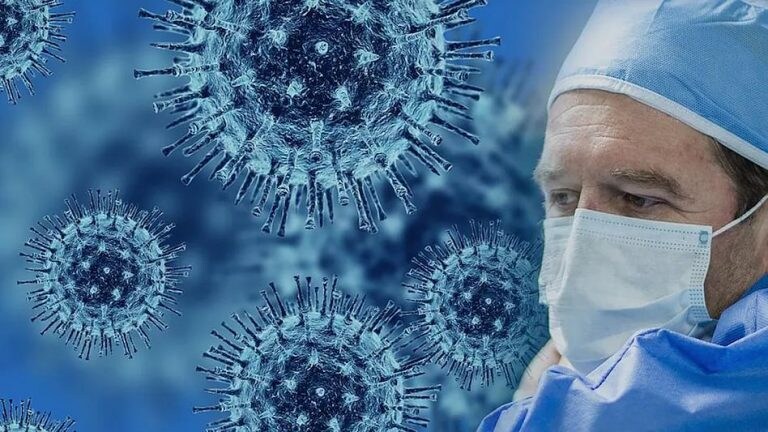Omicron Threat: तज्ज्ञ म्हणतात.. ओमिक्रॉनमुळे भारतात येईल तिसरी लाट, दररोज 2 लाखांपर्यंत सापडतील रुग्ण! Mumbai Tak