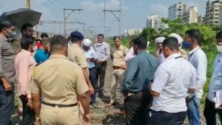 रिक्षातून ओढून बेदम मारहाण करत गळा चिरला, डोंबिवलीतली धक्कादायक घटना Mumbai Tak