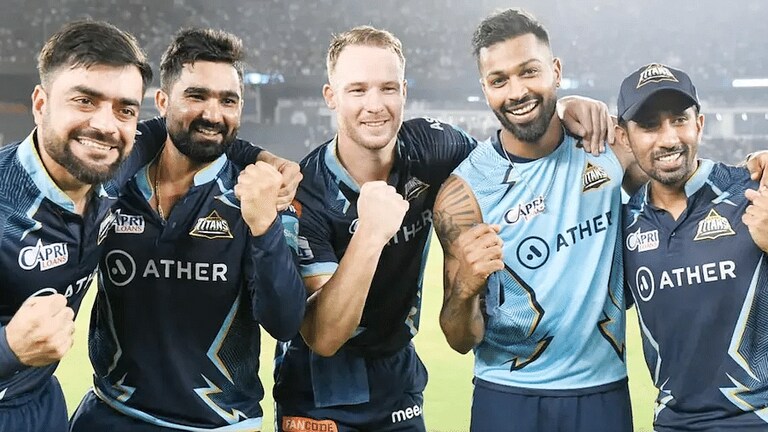 IPL Auction 2023 नंतर कोणता संघ मजबूत?; पाहा सर्व 10 संघांचे स्कॉड Mumbai Tak