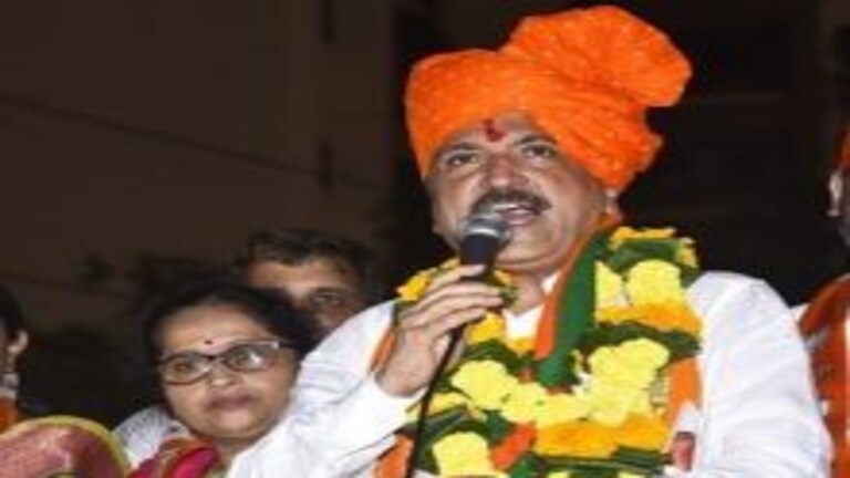 राहुल गांधींना ‘सामना’तून मुजरा करण्याचे दिवस : भातखळकर Mumbai Tak