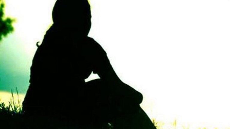 राजकारण आणि रबरी ‘लिंग’ Mumbai Tak