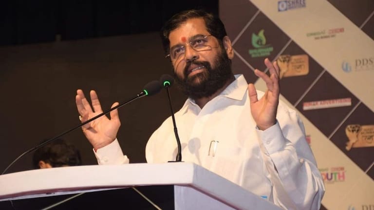 निवडणूक गुजरातची, सुट्टी महाराष्ट्रातील जिल्ह्यांमध्ये : शिंदे सरकारने काढला आदेश Deepak Kesarkar told the reason why Chief Minister Eknath Shinde went on a 3-day vacation.