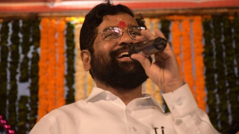 मुख्यमंत्र्यांच्या सभेला अंगणवाडी सेविकांना उपस्थितीची सक्ती? जिल्हाध्यक्षांचे स्पष्टीकरण Mumbai Tak