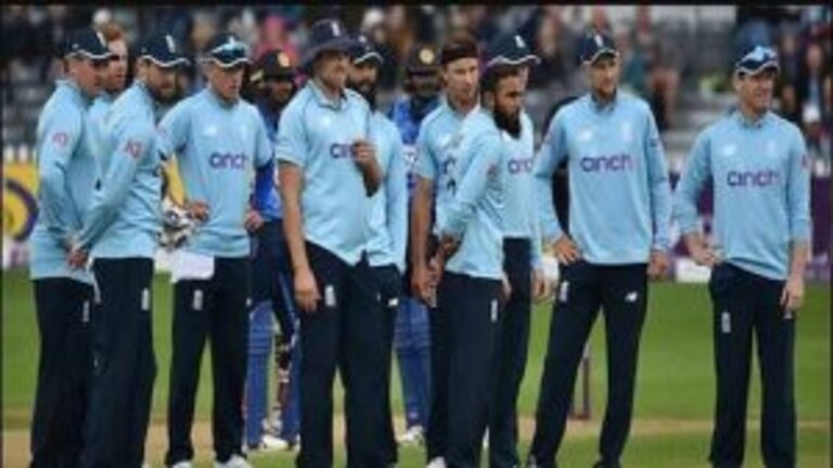 इंग्लंडच्या संघातील ७ सदस्यांना कोरोनाची लागण Mumbai Tak