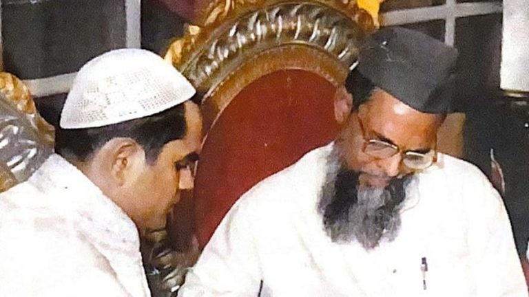 Nawab Malik: ‘ये क्या किया तुने समीर वानखेडे?’, नवाब मलिकांनी मध्यरात्रीच शेअर केला नवा फोटो Mumbai Tak