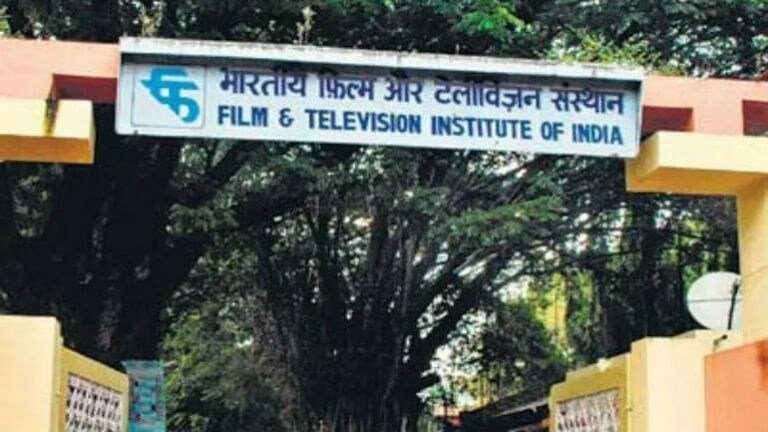 पुण्यातल्या FTII मध्ये २५ वर्षीय विद्यार्थिनीची आत्महत्या, महिन्याभरातली दुसरी घटना Mumbai Tak