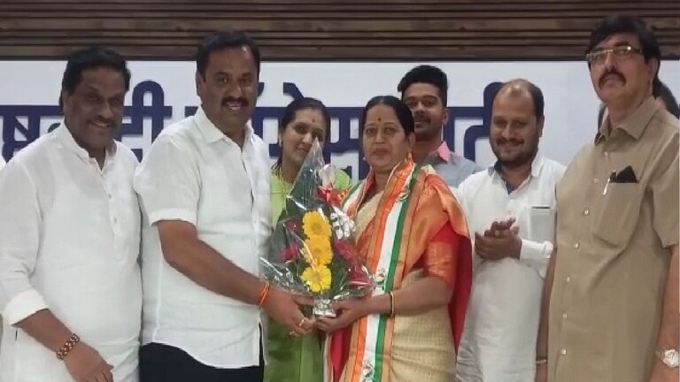 पुण्यातील कुख्यात गुंड गजा मारणेच्या पत्नीचा राष्ट्रवादी काँग्रेसमध्ये प्रवेश Mumbai Tak