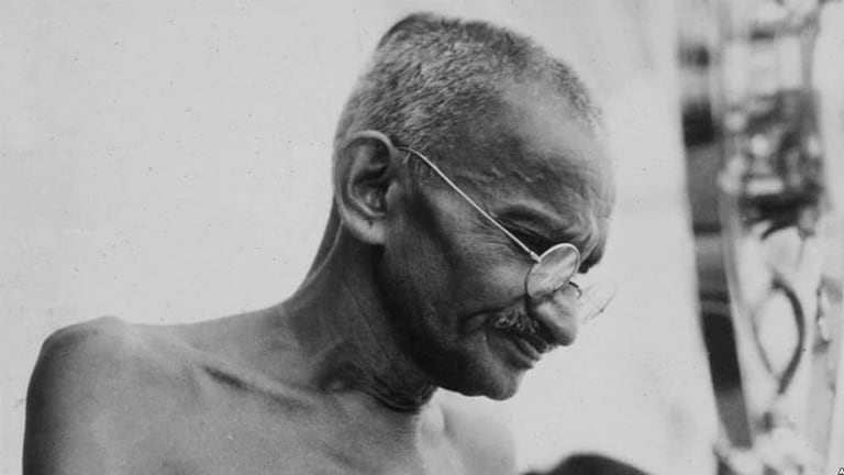 महात्मा गांधींनी ठरवलं असतं तर ते भगत सिंग यांची फाशी रद्द करण्यात यशस्वी झाले असते? Mumbai Tak