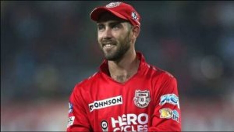 IPL 2021 : मॅक्सवेलसाठी टीम ओनर्समध्ये चढाओढ, RCB ने मोजले तब्बल.. Mumbai Tak