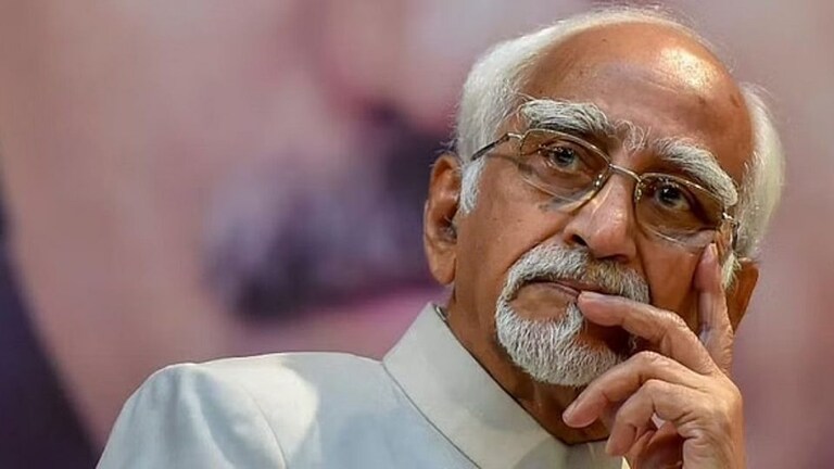 हमीद अन्सारींनी पाकिस्तानला भारताची गोपनीय माहिती पुरवल्याचा आरोप, काय आहे प्रकरण? Mumbai Tak