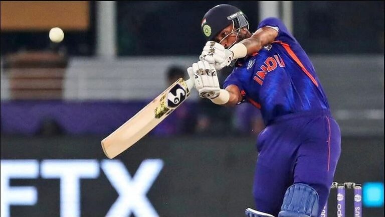 T20 World Cup : न्यूझीलंडविरुद्ध Hardik ला खेळवणं महागात पडू शकतं – आगरकरचा टीम इंडियाला सल्ला Mumbai Tak