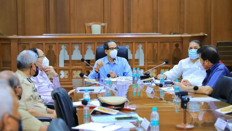 IPL Media Rights: 43 हजार कोटींना विकले आयपीएलचे मीडिया हक्क; BCCI होणार मालामाल Mumbai Tak