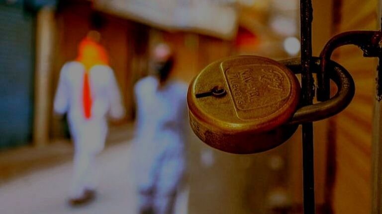 Maharashtra Bandh : आज ‘महाराष्ट्र बंद’! काय सुरु आणि काय असणार बंद? Mumbai Tak