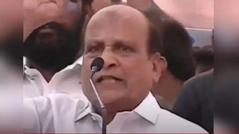 काँग्रेस नेते शेख हुसैन यांची जीभ घसरली, पंतप्रधान मोदींबाबत वादग्रस्त वक्तव्य Mumbai Tak