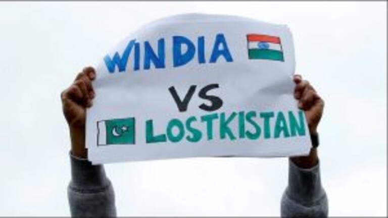 T-20 World Cup : भारताला हरवण्यासाठी पाक संघाला खास ऑफर, सामना जिंका ब्लँक चेक देतो…! Mumbai Tak