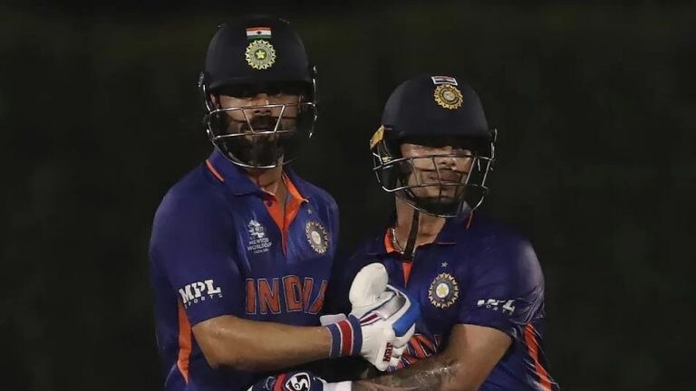 IPL 2021 : प्ले-ऑफ च्या दिशेने मुंबईचं आणखी एक पाऊल, राजस्थान रॉयल्सचा उडवला धुव्वा Mumbai Tak