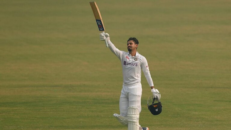 IPL 2022 : KKR ने सोडवला कॅप्टन्सीचा यक्षप्रश्न? १२ कोटींच्या बोलीवर श्रेयसला घेतलं संघात Mumbai Tak