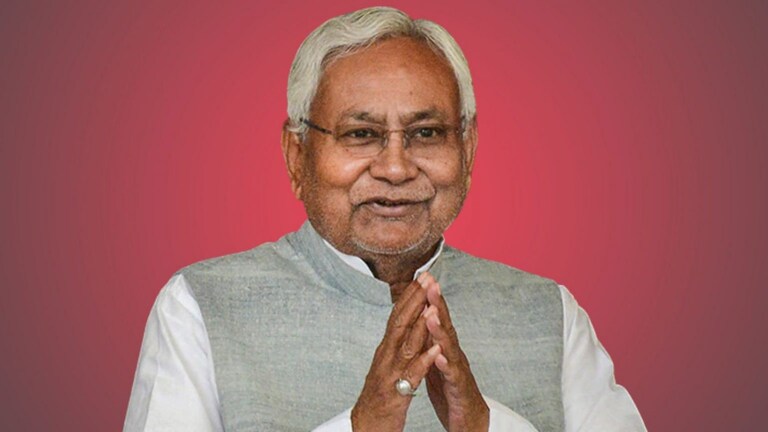 तेजस्वी यादवांशी संसार थाटताच नितिश कुमारांनी भाजपला दिले पाच संकेत Mumbai Tak