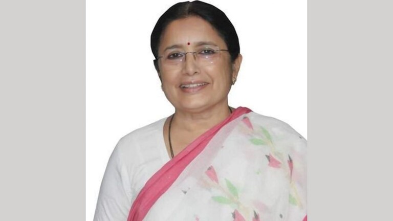 राष्ट्रवादीच्या महिला प्रदेशाध्यक्षा विद्या चव्हाण यांच्याविरोधात गुन्हा दाखल, नेमकं प्रकरण काय? Mumbai Tak