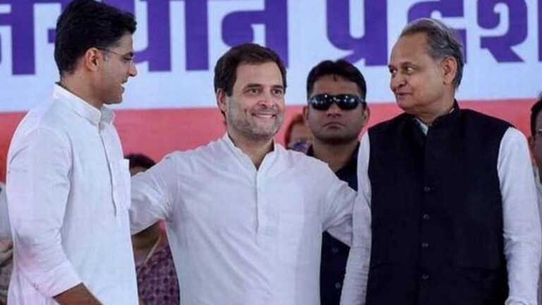 राजस्थान काँग्रेसचा संघर्ष हाताबाहेर…, हायकमांड, गहलोत आणि पायलट यांच्याकडे कोणते पर्याय? Mumbai Tak