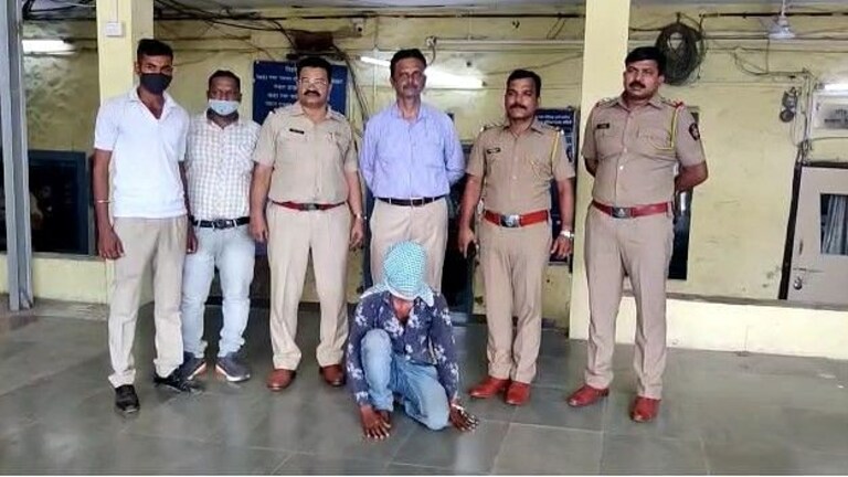 चाकूचा धाक दाखवून रेल्वे प्रवाशाला लुबाडलं, दोन तासांत चोरट्याला पकडण्यात पोलिसांना यश Mumbai Tak