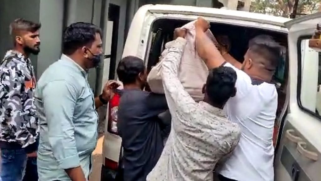 Mumbai Tak