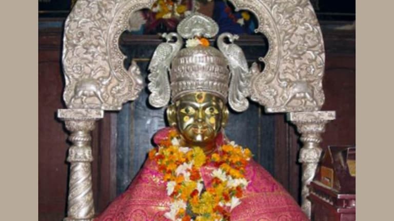 त्र्यंबकेश्वर येथील संत निवृत्तिनाथांची वारी रद्द, वारकर्यांमध्ये नाराजी Mumbai Tak