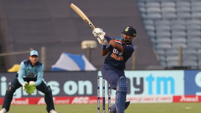 Ind vs Eng : पहिल्याच वन-डे मॅचमध्ये कृणालची हाफ सेंच्युरी, दिग्गज प्लेअर्सच्या पंगतीत स्थान Mumbai Tak